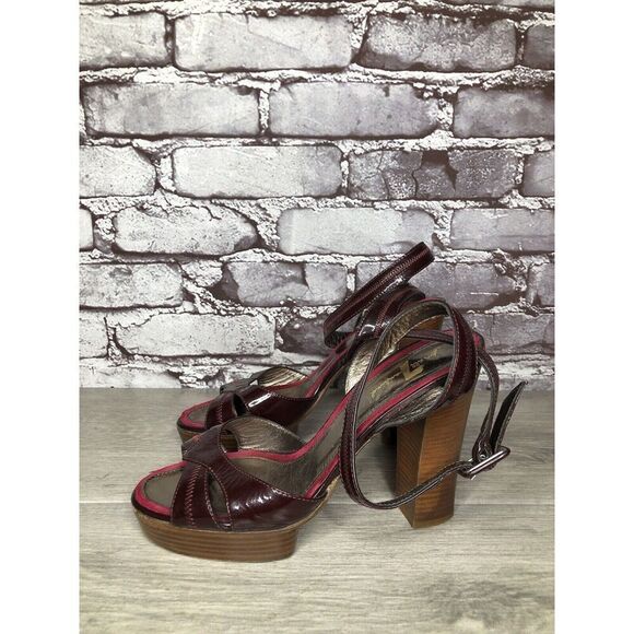 7 Seven For All Mankind Purple Patent Platform Sandals Heels Women Sz 37EU/6.5US - Picture 1 of 16